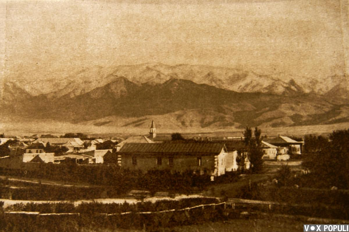 Село Капал в Жетысу: старинные дома XIX века, история купца Шаяхмета Атбасарова и восстановление архитектурного наследия, Капал, Шаяхмет Атбасаров, Жетысу, реконструкция, историческое наследие, старинная архитектура, Фатима Габитова, Шокан Уалиханов, Томас Аткинсон, Великий Капал