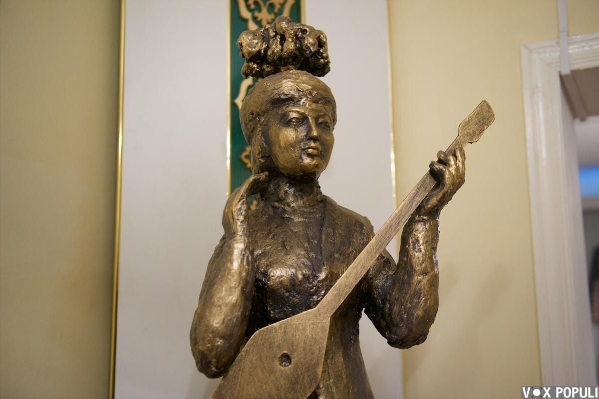 Село Капал в Жетысу: старинные дома XIX века, история купца Шаяхмета Атбасарова и восстановление архитектурного наследия, Капал, Шаяхмет Атбасаров, Жетысу, реконструкция, историческое наследие, старинная архитектура, Фатима Габитова, Шокан Уалиханов, Томас Аткинсон, Великий Капал