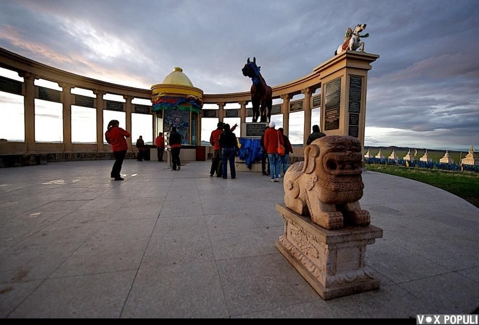 Экспедиция «По следам Чингисхана» проходит по древним местам Монголии — Каракоруму, Орхону и мемориалам великих тюркских и монгольских правителей. Монголия, Чингисхан, Каракорум, Великая степь, экспедиция, история, тюркские племена, культура, археология, Карлыгаш Нуржан, Shanger.kz