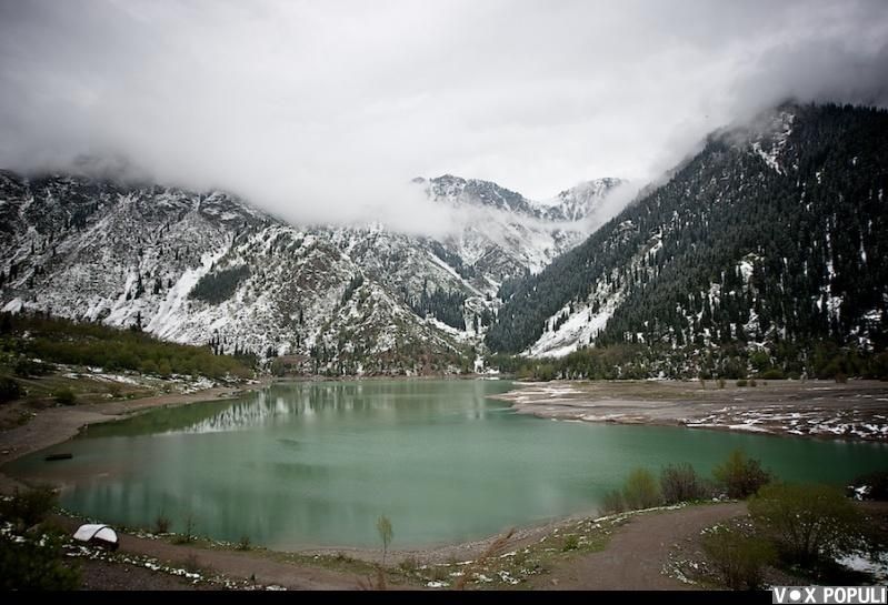 Инспектор Иссыкского заповедника Иса Бикаев — философ и хранитель природы, посвятивший жизнь защите горного озера и духовной гармонии человека с природой. Природа, Иссык, заповедник, Иса Бикаев, экология, Алматинская область, философия, человек и природа, Карлыгаш Нуржан, Shanger.kz