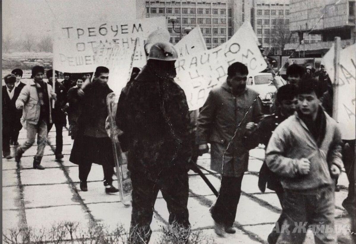 Участники декабрьских событий 1986 года на площади в Алма-Ате вспоминают свой выход 17 декабря, декабрьские события 1986, Желтоксан, Алма-Ата, студенты 1986, протест Казахстан, независимость Казахстана, история СССР, репрессии Казахстана