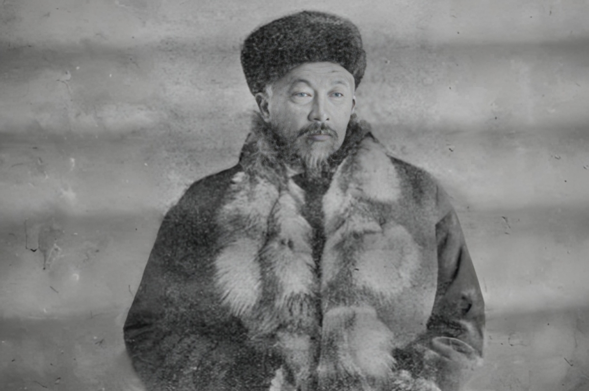 Архив Бокеевской династии, сохранённый исследовательницей Шолпанай Аманжоловой: редкие фотографии XIX–XX веков, семейные реликвии, восстановленные родословные, подлинные изображения Жангир-хана и Шангерея Бокея — фоторепортаж Карлыгаш Нуржан для Shanger.kz.