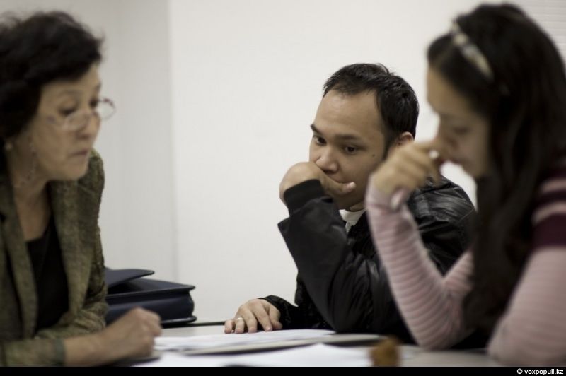 История Аманата и Меруерт — семьи, где любовь и сила духа преодолевают физические преграды, вдохновляя на веру в жизнь и надежду, любовь, семья, инвалиды, вдохновение, дети, Алматы, Арди, сила духа, равные возможности, Карлыгаш Нуржан, Shanger.kz