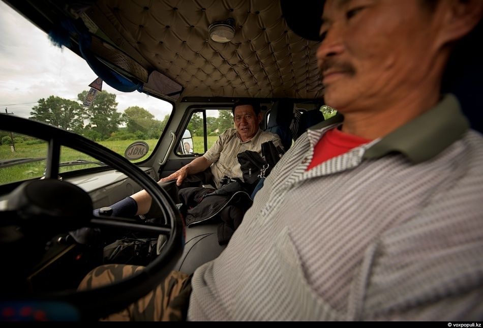 Путешествие участников экспедиции «По пути Чингисхана» по Алтайскому краю: древние курганы, села, культура алтайцев и казахов, следы великой истории. Алтайский край, экспедиция, Чингисхан, Алтай, Казахстан, Монголия, история, культура, археология, Карлыгаш Нуржан, Shanger.kz