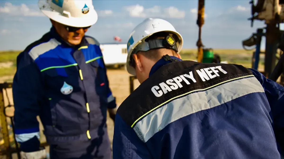 Нефтяники Каспий Нефть координируют процесс бурения, каспий нефть, буровая, айранколь, команда, производство