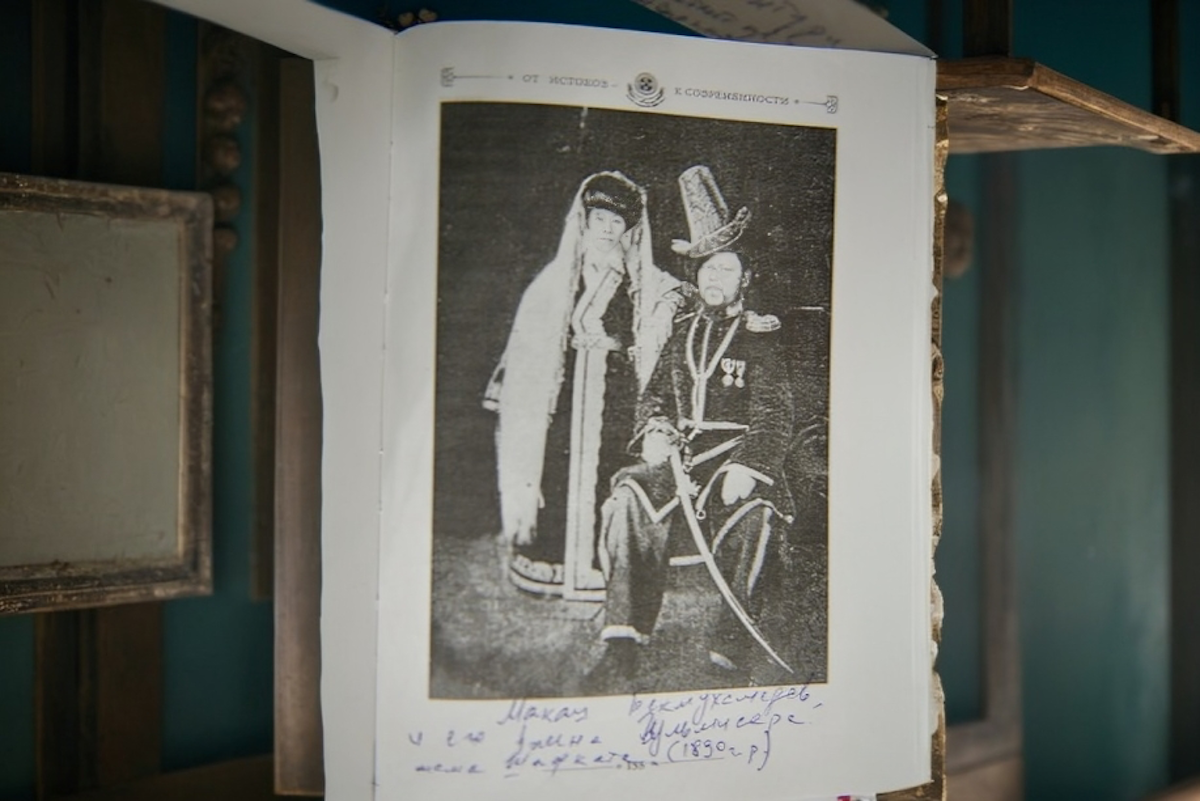 Архив Бокеевской династии, сохранённый исследовательницей Шолпанай Аманжоловой: редкие фотографии XIX–XX веков, семейные реликвии, восстановленные родословные, подлинные изображения Жангир-хана и Шангерея Бокея — фоторепортаж Карлыгаш Нуржан для Shanger.kz.