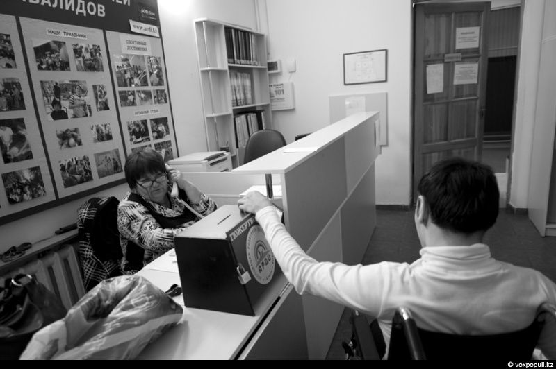 История Аманата и Меруерт — семьи, где любовь и сила духа преодолевают физические преграды, вдохновляя на веру в жизнь и надежду, любовь, семья, инвалиды, вдохновение, дети, Алматы, Арди, сила духа, равные возможности, Карлыгаш Нуржан, Shanger.kz