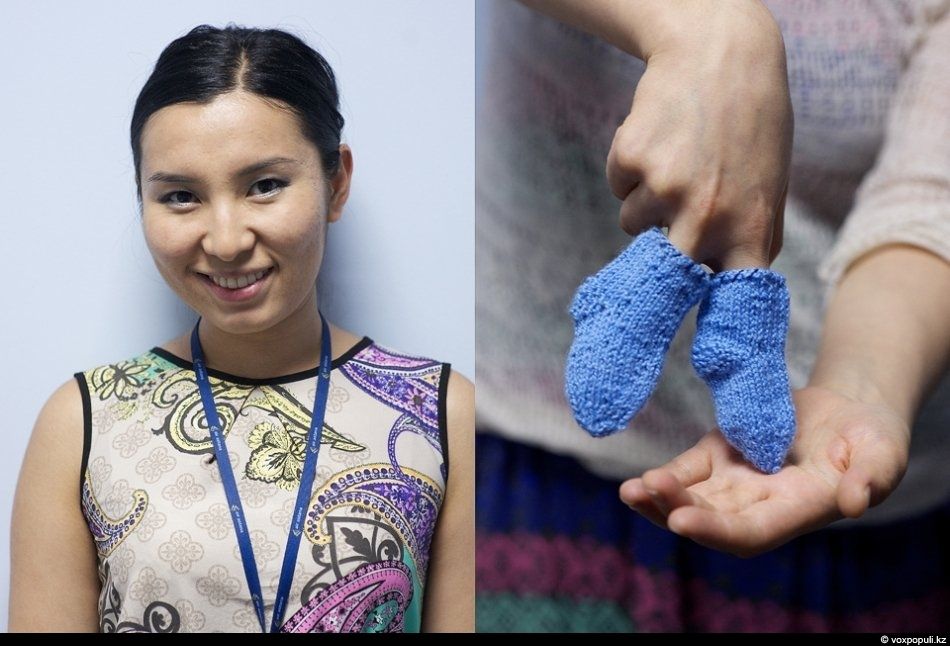 Женщины-волонтёры вяжут носочки для недоношенных детей в рамках благотворительной акции, чтобы помочь младенцам сохранить тепло после рождения, недоношенные дети, благотворительность, вязание, акция добрых дел, тепло, носочки, Air Astana, Алматы, Карлыгаш Нуржан, Shanger.kz