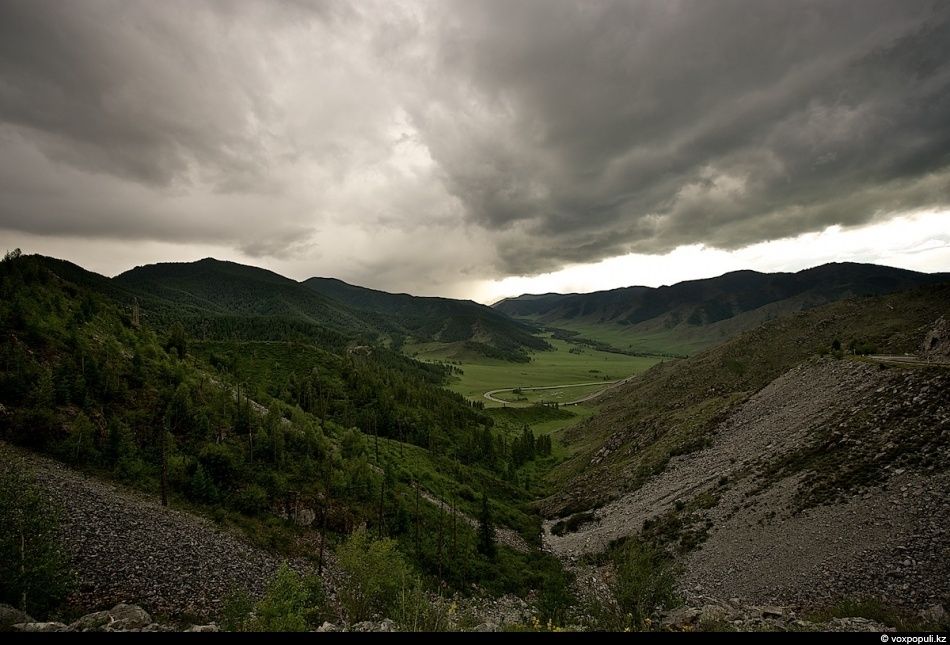 Путешествие участников экспедиции «По пути Чингисхана» по Алтайскому краю: древние курганы, села, культура алтайцев и казахов, следы великой истории. Алтайский край, экспедиция, Чингисхан, Алтай, Казахстан, Монголия, история, культура, археология, Карлыгаш Нуржан, Shanger.kz