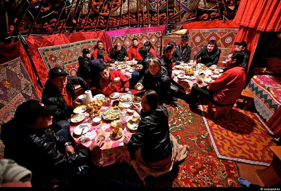 Путешествие участников экспедиции «По пути Чингисхана» по Алтайскому краю: древние курганы, села, культура алтайцев и казахов, следы великой истории. Алтайский край, экспедиция, Чингисхан, Алтай, Казахстан, Монголия, история, культура, археология, Карлыгаш Нуржан, Shanger.kz