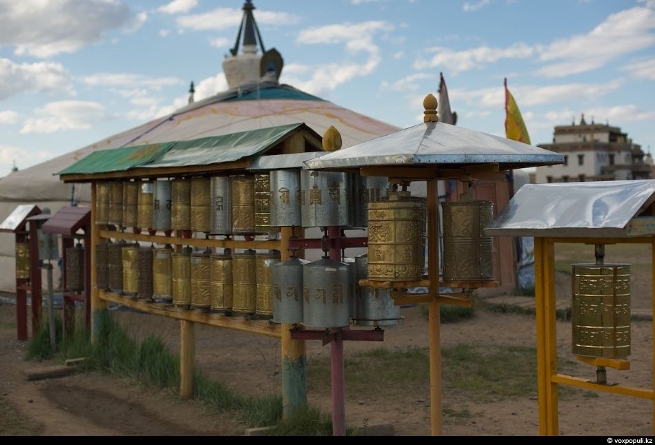 Экспедиция «По следам Чингисхана» проходит по древним местам Монголии — Каракоруму, Орхону и мемориалам великих тюркских и монгольских правителей. Монголия, Чингисхан, Каракорум, Великая степь, экспедиция, история, тюркские племена, культура, археология, Карлыгаш Нуржан, Shanger.kz