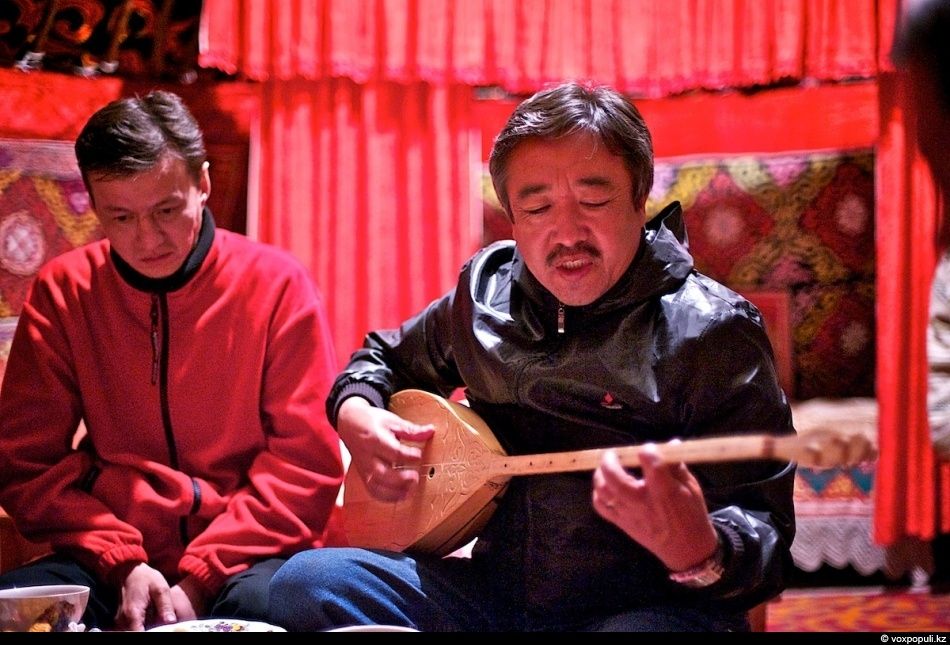 Путешествие участников экспедиции «По пути Чингисхана» по Алтайскому краю: древние курганы, села, культура алтайцев и казахов, следы великой истории. Алтайский край, экспедиция, Чингисхан, Алтай, Казахстан, Монголия, история, культура, археология, Карлыгаш Нуржан, Shanger.kz