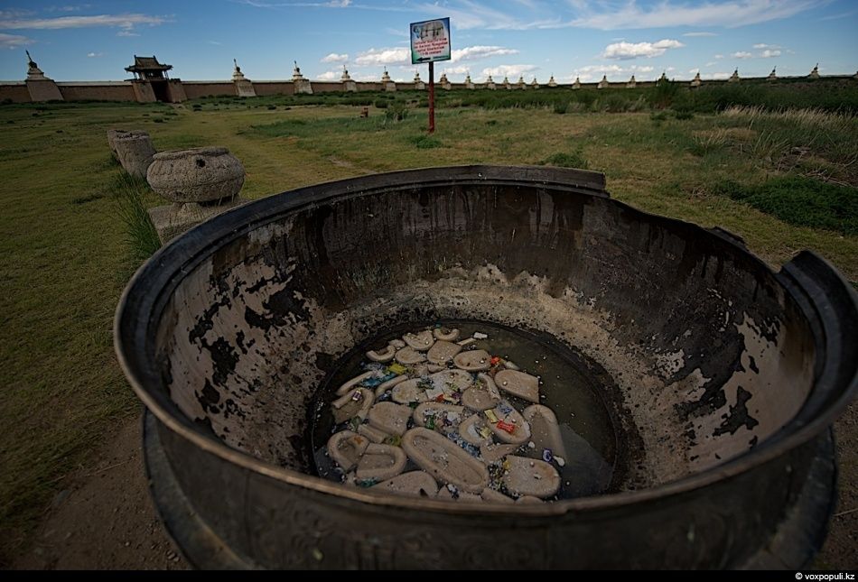 Экспедиция «По следам Чингисхана» проходит по древним местам Монголии — Каракоруму, Орхону и мемориалам великих тюркских и монгольских правителей. Монголия, Чингисхан, Каракорум, Великая степь, экспедиция, история, тюркские племена, культура, археология, Карлыгаш Нуржан, Shanger.kz