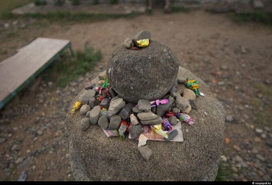 Экспедиция «По следам Чингисхана» проходит по древним местам Монголии — Каракоруму, Орхону и мемориалам великих тюркских и монгольских правителей. Монголия, Чингисхан, Каракорум, Великая степь, экспедиция, история, тюркские племена, культура, археология, Карлыгаш Нуржан, Shanger.kz