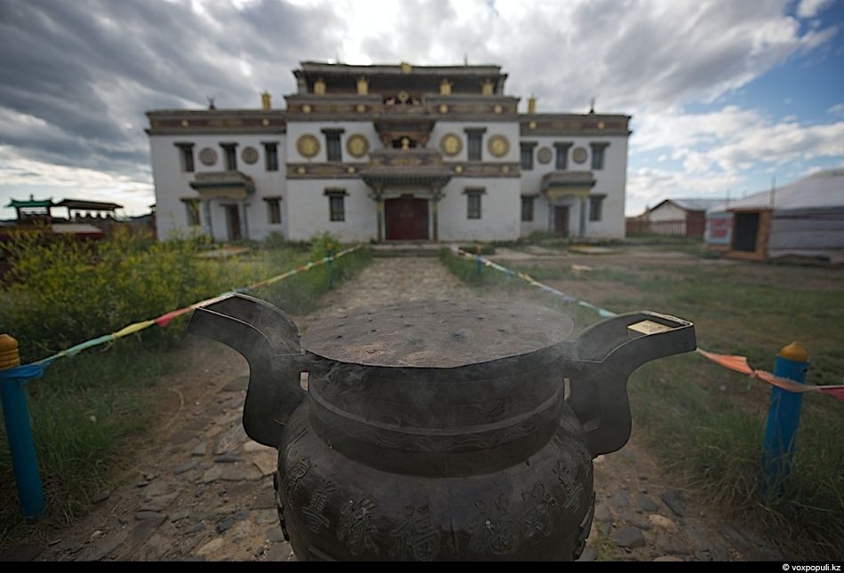 Экспедиция «По следам Чингисхана» проходит по древним местам Монголии — Каракоруму, Орхону и мемориалам великих тюркских и монгольских правителей. Монголия, Чингисхан, Каракорум, Великая степь, экспедиция, история, тюркские племена, культура, археология, Карлыгаш Нуржан, Shanger.kz