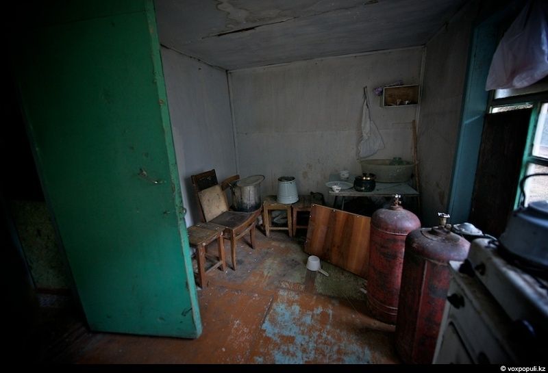 Инспектор Иссыкского заповедника Иса Бикаев — философ и хранитель природы, посвятивший жизнь защите горного озера и духовной гармонии человека с природой. Природа, Иссык, заповедник, Иса Бикаев, экология, Алматинская область, философия, человек и природа, Карлыгаш Нуржан, Shanger.kz