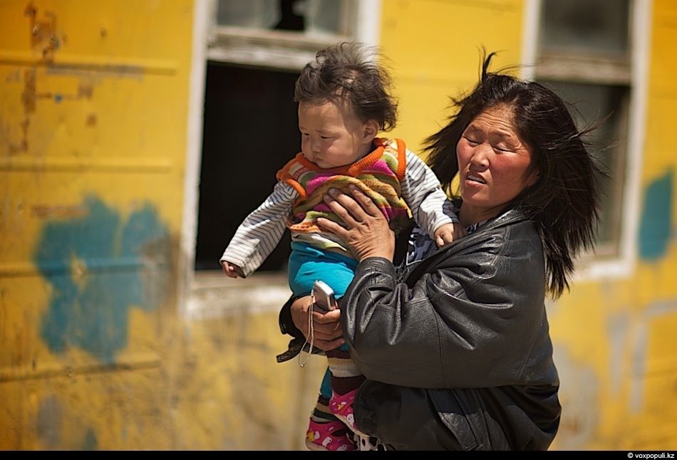 Экспедиция «По пути Чингисхана» встречается с монгольскими казахами в Баян-Өлгии, исследуя их быт, культуру и историю на древней земле кочевников. Монголия, казахи Монголии, Баян-Өлгий, Чингисхан, экспедиция, кочевая культура, этнография, история, путешествия, Карлыгаш Нуржан, Shanger.kz