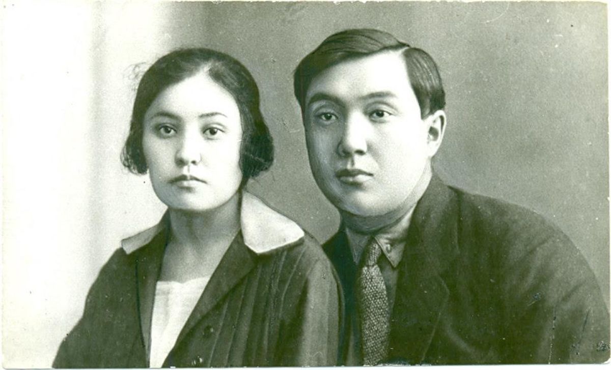 Архив Бокеевской династии, сохранённый исследовательницей Шолпанай Аманжоловой: редкие фотографии XIX–XX веков, семейные реликвии, восстановленные родословные, подлинные изображения Жангир-хана и Шангерея Бокея — фоторепортаж Карлыгаш Нуржан для Shanger.kz.