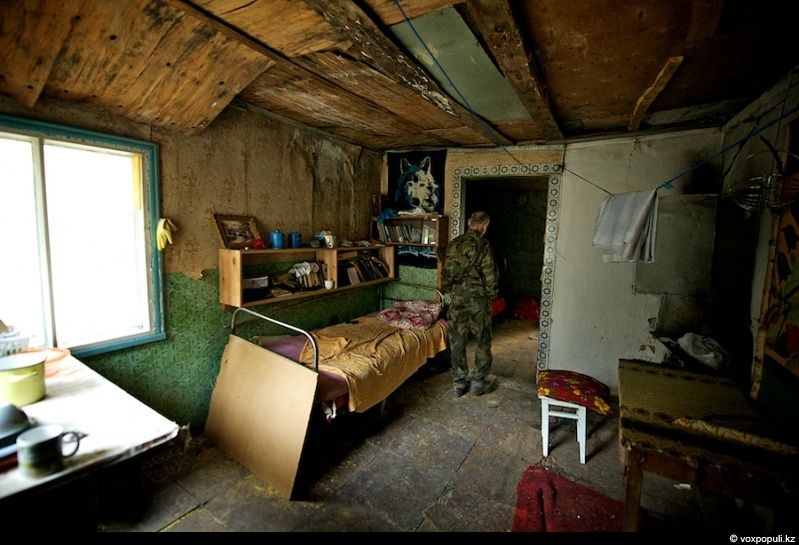 Инспектор Иссыкского заповедника Иса Бикаев — философ и хранитель природы, посвятивший жизнь защите горного озера и духовной гармонии человека с природой. Природа, Иссык, заповедник, Иса Бикаев, экология, Алматинская область, философия, человек и природа, Карлыгаш Нуржан, Shanger.kz