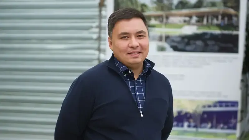 Жители Алматы вспоминают атмосферу кафе Аққу — культового места интеллигенции и дискуссий, кафе Аққу, Алматы, культовое место встреч, интеллигенция Казахстана, восстановление исторической архитектуры, городская память, центр культуры Казахстана