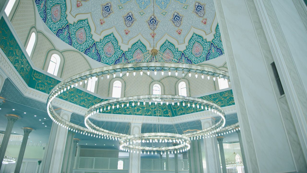 Исторические мечети Алматы: от деревянных минаретов XIV века до современных культовых сооружений города, мечети Алматы, архитектура Казахстана, ислам в Казахстане, XXII век, минарет, культовые сооружения Алматы, история Алматы, Тимур Кулибаев