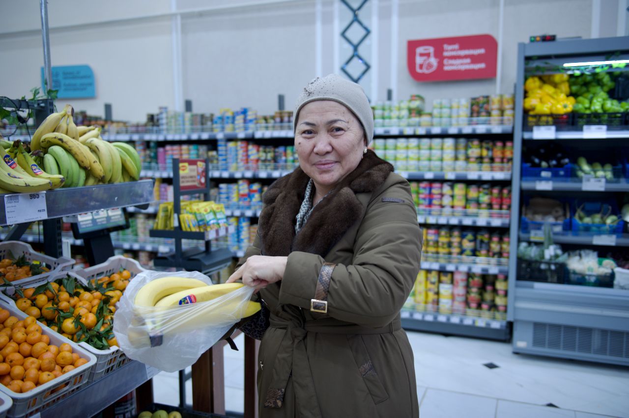 Село Тенге в Мангистауской области, жизнь нефтяников, местное производство, инфраструктурные изменения и мнения жителей о реформах, Тенге, Мангистауская область, сёла нефтяников, социальные реформы, нефтяная промышленность, развитие регионов, сельская экономика, малый бизнес, Ауыл аманаты, местное производство, экология, инфраструктура, акимат, жизнь села, Казахстан