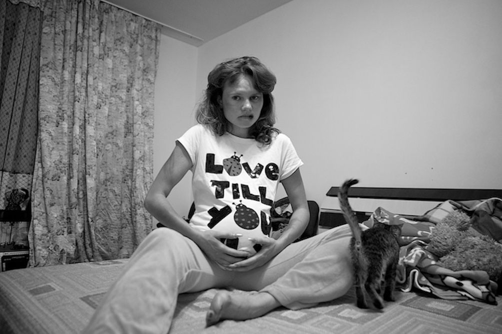 Женщины, пережившие домашнее насилие, и сотрудники кризисного центра «Подруги» в Алматы, помогающие им начать новую жизнь, домашнее насилие, кризисный центр, Подруги, женщины Казахстана, Алматы, Карлыгаш Нуржан, насилие в семье, социальные проблемы, Shanger.kz