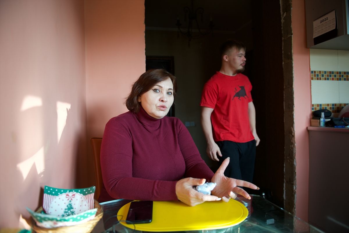 Ростислав Кобец — особенный автор с синдромом Дауна, участник проекта «Особое мнение» Huawei, фотограф и актёр инклюзивного театра, особое мнение, Ростислав Кобец, Huawei, инклюзия, синдром Дауна, особенные люди, Казахстан, фоторепортаж, социальный проект, Карлыгаш Нуржан, Shanger.kz