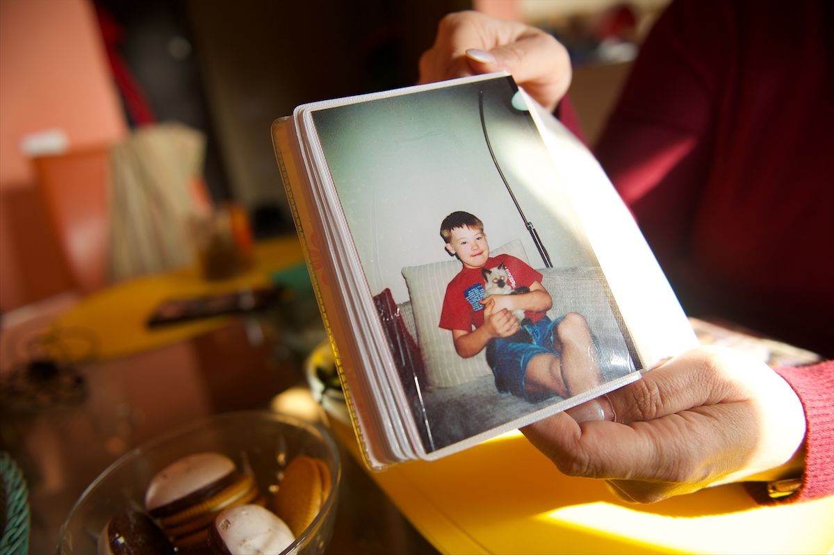 Ростислав Кобец — особенный автор с синдромом Дауна, участник проекта «Особое мнение» Huawei, фотограф и актёр инклюзивного театра, особое мнение, Ростислав Кобец, Huawei, инклюзия, синдром Дауна, особенные люди, Казахстан, фоторепортаж, социальный проект, Карлыгаш Нуржан, Shanger.kz