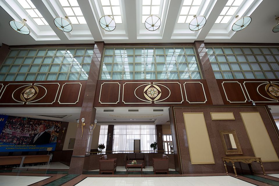 Закулисье работы депутатов Мажилиса Парламента Казахстана, заседания, комитеты и парламентская жизнь, Мажилис, Парламент Казахстана, депутаты, законотворчество, Астана, парламентская жизнь, Карлыгаш Нуржан, Shanger.kz