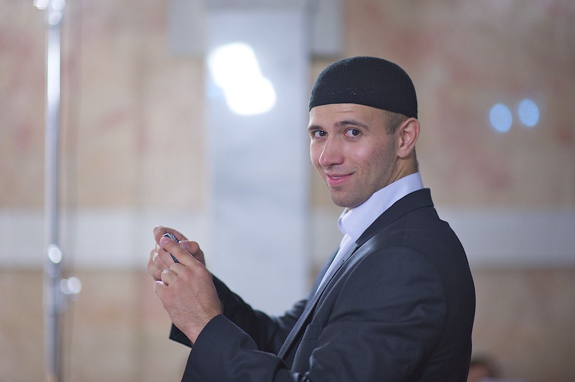 Ночь Лейлату-л-Кадр в Центральной мечети Алматы, молитвы, чтение Корана и ночь прощения верующих. Ислам, Лейлату-л-Кадр, ночь предопределения, ночь Могущества, мечеть Алматы, Рамадан, молитва, Коран, Казахстан, религия, Shanger.kz, Карлыгаш Нуржан