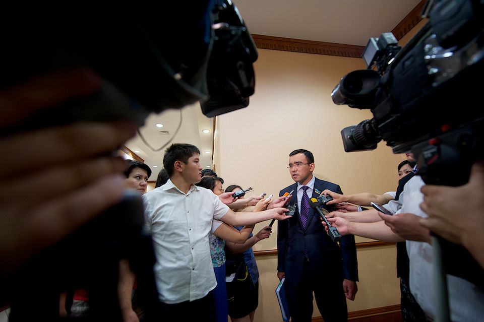 Закулисье работы депутатов Мажилиса Парламента Казахстана, заседания, комитеты и парламентская жизнь, Мажилис, Парламент Казахстана, депутаты, законотворчество, Астана, парламентская жизнь, Карлыгаш Нуржан, Shanger.kz