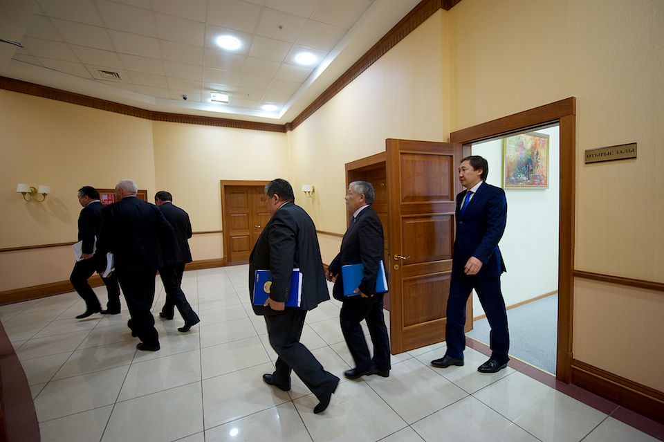 Закулисье работы депутатов Мажилиса Парламента Казахстана, заседания, комитеты и парламентская жизнь, Мажилис, Парламент Казахстана, депутаты, законотворчество, Астана, парламентская жизнь, Карлыгаш Нуржан, Shanger.kz