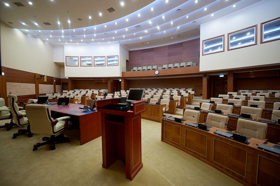 Закулисье работы депутатов Мажилиса Парламента Казахстана, заседания, комитеты и парламентская жизнь, Мажилис, Парламент Казахстана, депутаты, законотворчество, Астана, парламентская жизнь, Карлыгаш Нуржан, Shanger.kz