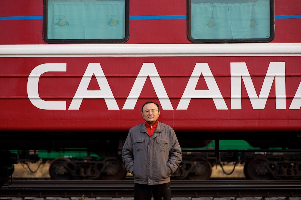 Медицинские поезда «Денсаулык», «Жәрдем» и «Саламатты Казахстан» бесплатно обследуют сельских жителей Казахстана, предоставляя помощь в самых отдалённых регионах. Поезда здоровья, Денсаулык, Жәрдем, Саламатты Казахстан, медицина, село, Казахстан, КТЖ, мобильная помощь, Карлыгаш Нуржан, Shanger.kz