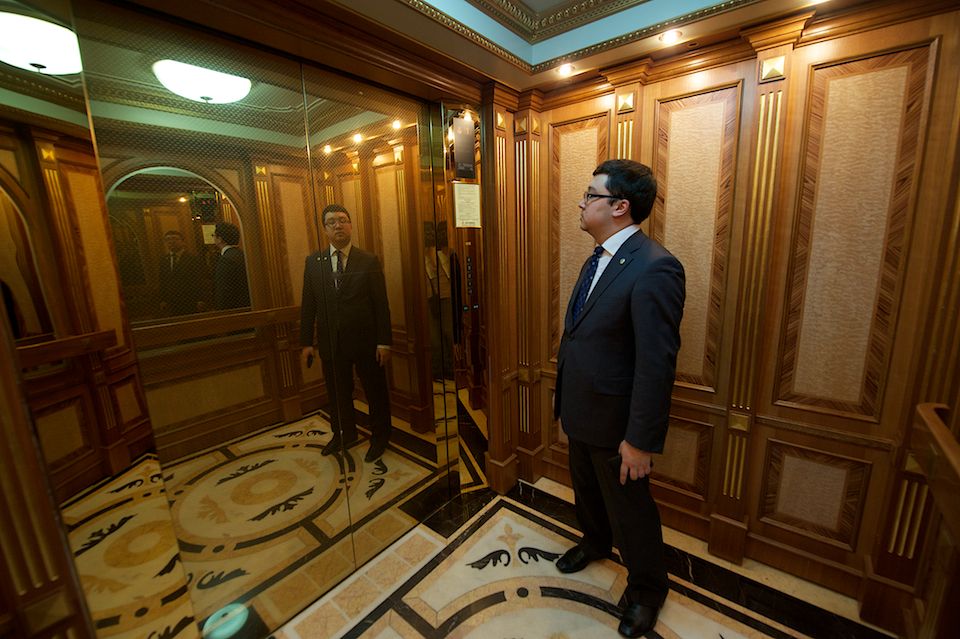 Президентский дворец Акорда, внутренние залы, переговорные, зимний сад и рабочие помещения Администрации Президента Казахстан, акорда, президент Казахстана, резиденция президента, дворец, Астана, архитектура, администрация президента, фоторепортаж, Казахстан, Shanger.kz, Карлыгаш Нуржан, Карла Нур