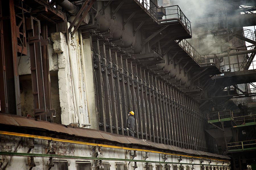 Производство стали на металлургическом комбинате «АрселорМиттал Темиртау»: добыча руды, плавка, прокат и жизнь металлургов Казахстана, АрселорМиттал Темиртау, металлурги, сталь, производство, Казахстан, завод, металлургический комбинат, промышленность, рабочие, Shanger.kz, Карлыгаш Нуржан