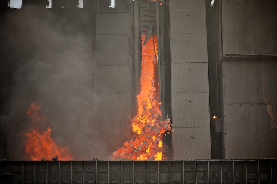 Производство стали на металлургическом комбинате «АрселорМиттал Темиртау»: добыча руды, плавка, прокат и жизнь металлургов Казахстана, АрселорМиттал Темиртау, металлурги, сталь, производство, Казахстан, завод, металлургический комбинат, промышленность, рабочие, Shanger.kz, Карлыгаш Нуржан