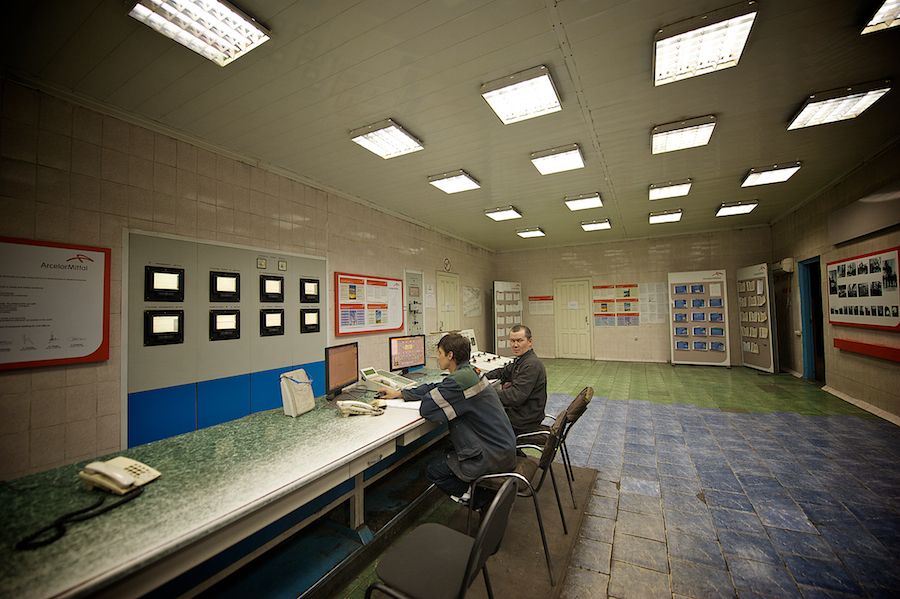 Производство стали на металлургическом комбинате «АрселорМиттал Темиртау»: добыча руды, плавка, прокат и жизнь металлургов Казахстана, АрселорМиттал Темиртау, металлурги, сталь, производство, Казахстан, завод, металлургический комбинат, промышленность, рабочие, Shanger.kz, Карлыгаш Нуржан