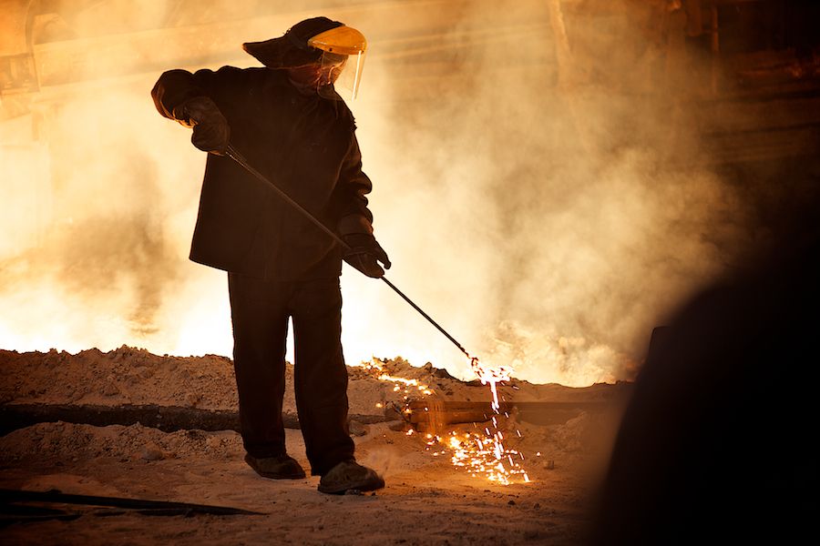 Производство стали на металлургическом комбинате «АрселорМиттал Темиртау»: добыча руды, плавка, прокат и жизнь металлургов Казахстана, АрселорМиттал Темиртау, металлурги, сталь, производство, Казахстан, завод, металлургический комбинат, промышленность, рабочие, Shanger.kz, Карлыгаш Нуржан