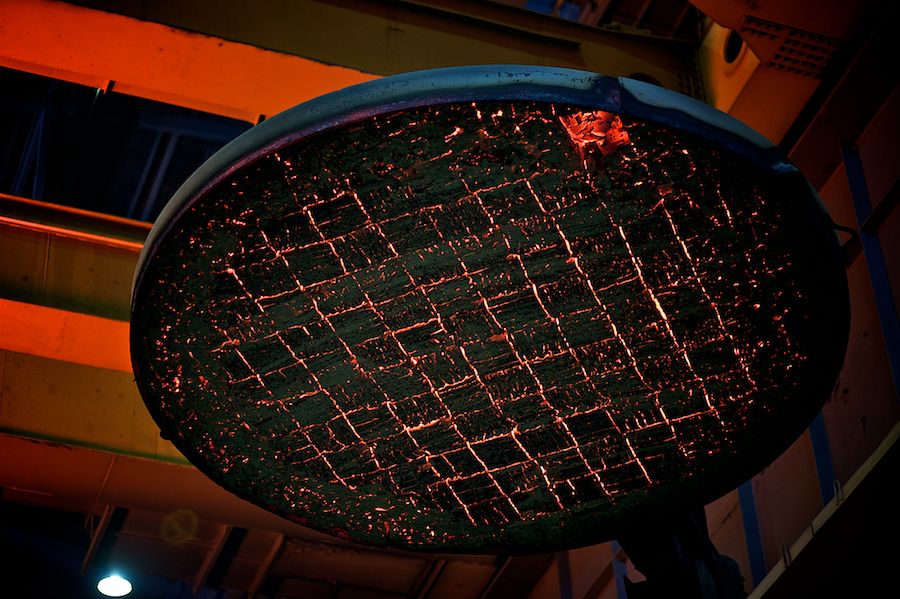 Производство стали на металлургическом комбинате «АрселорМиттал Темиртау»: добыча руды, плавка, прокат и жизнь металлургов Казахстана, АрселорМиттал Темиртау, металлурги, сталь, производство, Казахстан, завод, металлургический комбинат, промышленность, рабочие, Shanger.kz, Карлыгаш Нуржан