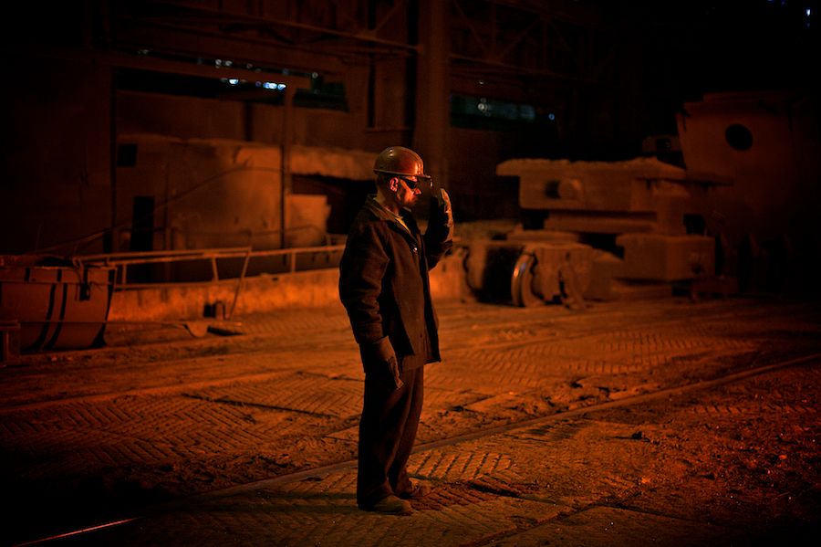 Производство стали на металлургическом комбинате «АрселорМиттал Темиртау»: добыча руды, плавка, прокат и жизнь металлургов Казахстана, АрселорМиттал Темиртау, металлурги, сталь, производство, Казахстан, завод, металлургический комбинат, промышленность, рабочие, Shanger.kz, Карлыгаш Нуржан