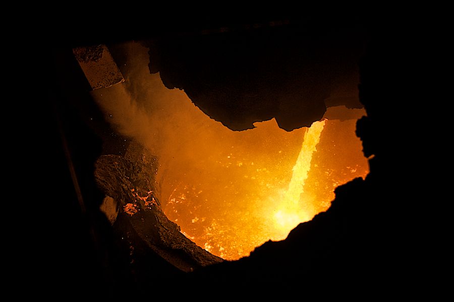 Производство стали на металлургическом комбинате «АрселорМиттал Темиртау»: добыча руды, плавка, прокат и жизнь металлургов Казахстана, АрселорМиттал Темиртау, металлурги, сталь, производство, Казахстан, завод, металлургический комбинат, промышленность, рабочие, Shanger.kz, Карлыгаш Нуржан