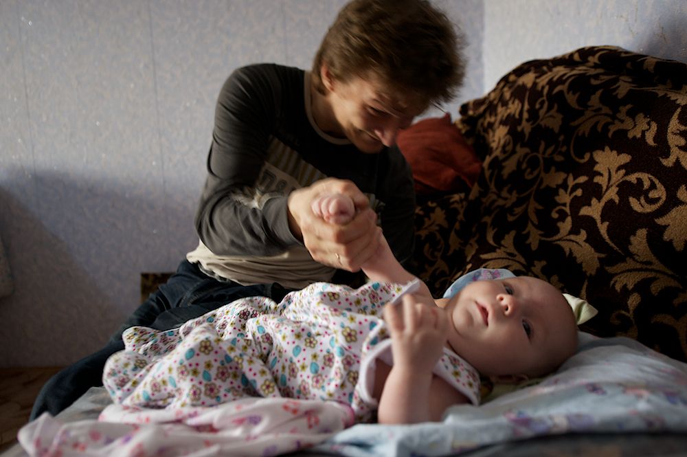 Пациенты павлодарского клубного дома «Альрами» на занятиях по реабилитации и общению, ментальное здоровье, психоневрология, клубный дом Альрами, социальная реабилитация, Павлодар, Казахстан, Карлыгаш Нуржан, Shanger.kz