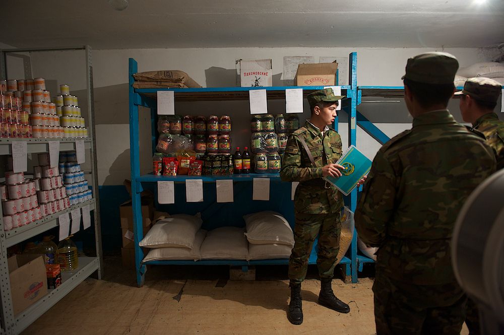 Пограничники Казахстана на ночном посту: жизнь, служба и охрана границы с Китаем]6 граница Казахстана, пограничники, служба, безопасность, армия, Челах, Аркан-Керген, восточный Казахстан, военные, Shanger.kz, Карлыгаш Нуржан