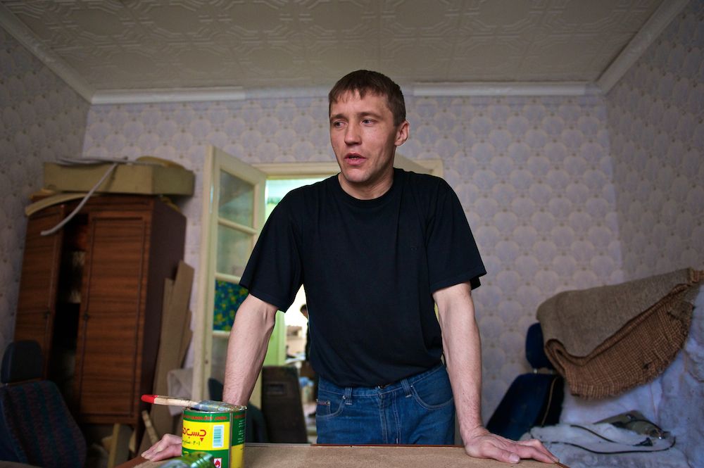 Бывшие осужденные Казахстана, проходящие ресоциализацию и адаптацию к жизни после тюрьмы в реабилитационных центрах и приютах, тюремная реформа, ресоциализация, бывшие осужденные, пробация, PRI, реабилитационные центры, Павлодар, Караганда, Карлыгаш Нуржан, Shanger.kz