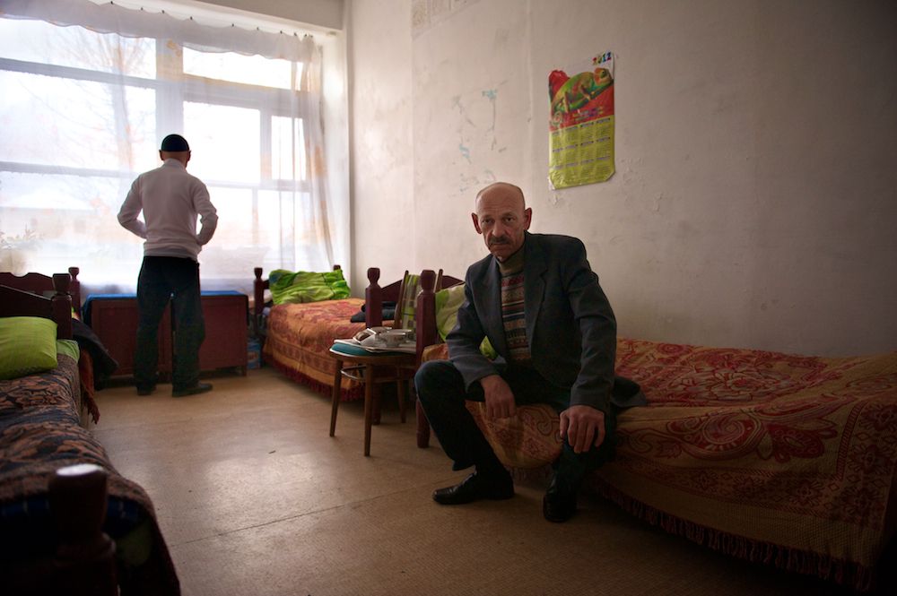 Бывшие осужденные Казахстана, проходящие ресоциализацию и адаптацию к жизни после тюрьмы в реабилитационных центрах и приютах, тюремная реформа, ресоциализация, бывшие осужденные, пробация, PRI, реабилитационные центры, Павлодар, Караганда, Карлыгаш Нуржан, Shanger.kz