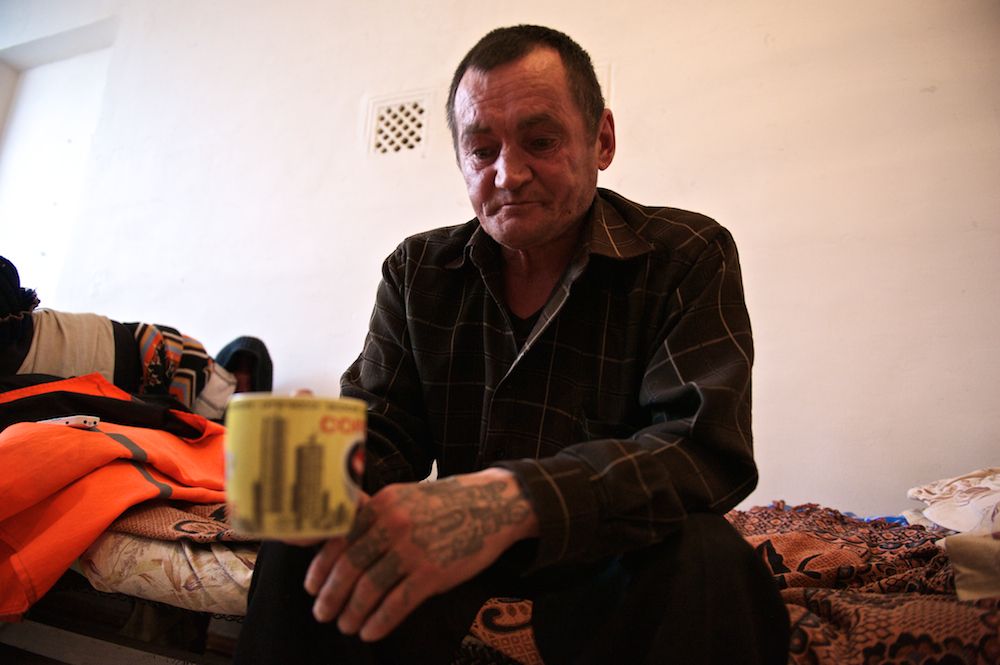 Бывшие осужденные Казахстана, проходящие ресоциализацию и адаптацию к жизни после тюрьмы в реабилитационных центрах и приютах, тюремная реформа, ресоциализация, бывшие осужденные, пробация, PRI, реабилитационные центры, Павлодар, Караганда, Карлыгаш Нуржан, Shanger.kz