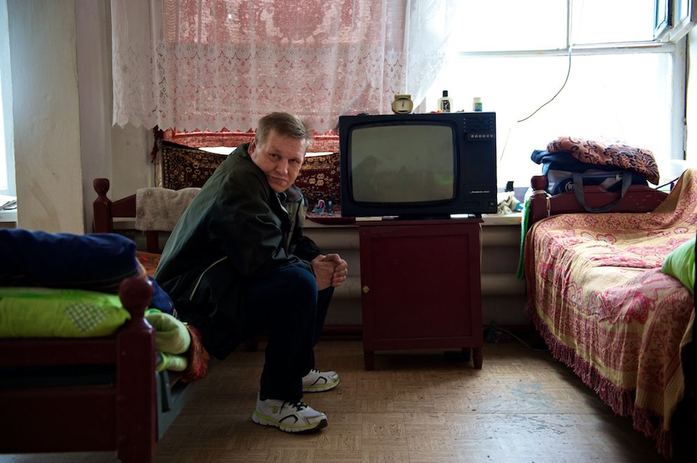 Бывшие осужденные Казахстана, проходящие ресоциализацию и адаптацию к жизни после тюрьмы в реабилитационных центрах и приютах, тюремная реформа, ресоциализация, бывшие осужденные, пробация, PRI, реабилитационные центры, Павлодар, Караганда, Карлыгаш Нуржан, Shanger.kz