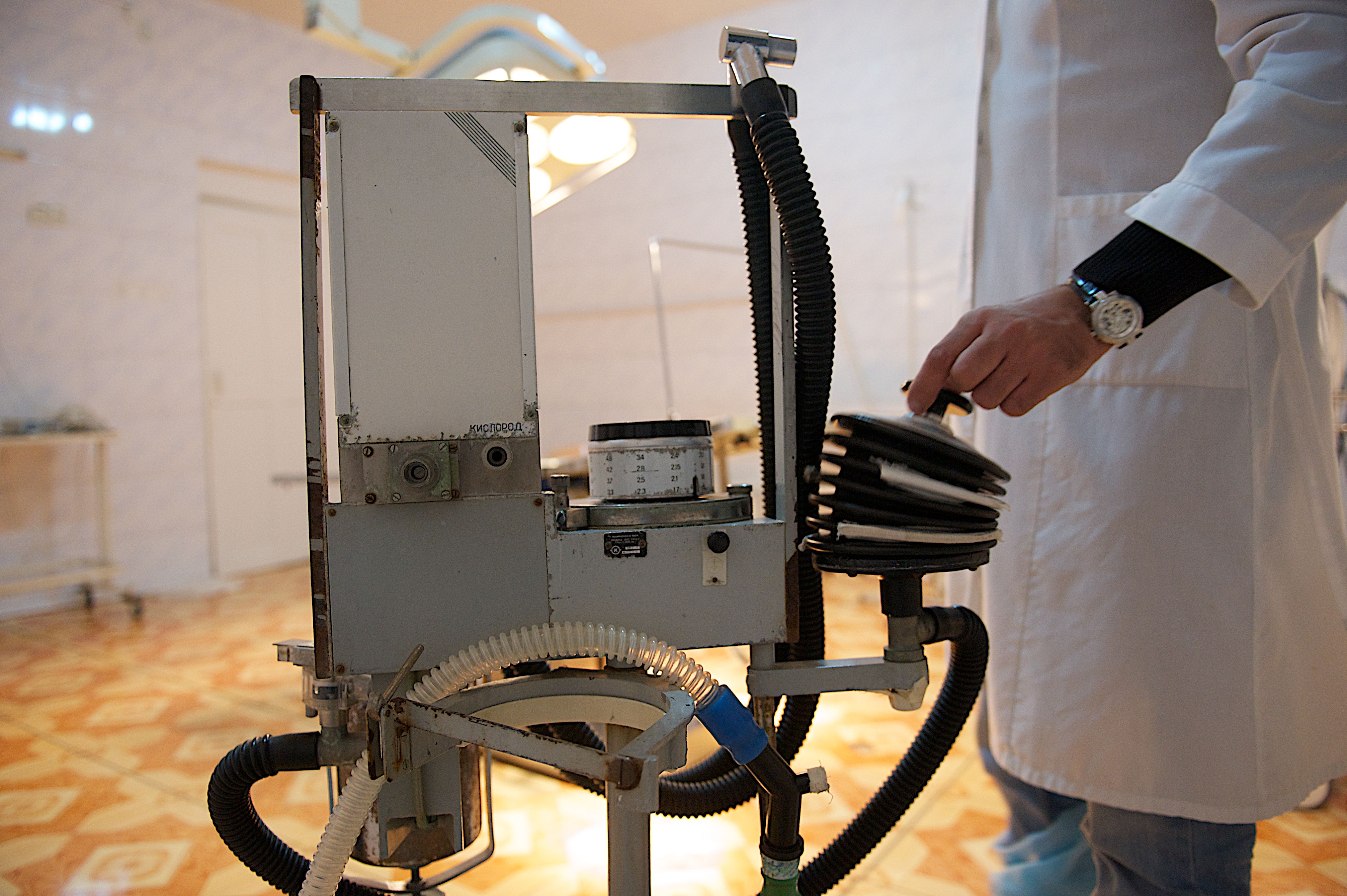 Благотворительный проект «Ангел-хранитель» фонда «Кус Жолы» и Казкоммерцбанка оснастил Урджарскую районную больницу современным медоборудованием. Ангел-хранитель, Урджар, Восточно-Казахстанская область, фонд Кус Жолы, Казкоммерцбанк, благотворительность, медицина, Карлыгаш Нуржан, Shanger.kz